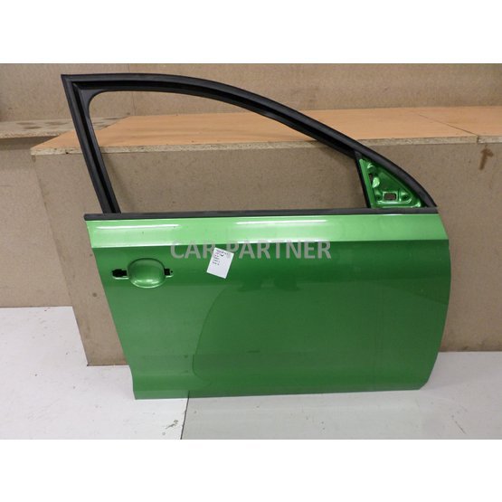 001920 dveře pravé přední Rapid Spaceback LF6Z.JPG