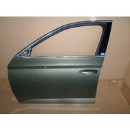 001040 Přední dveře pravé ŠKODA SUPERB III 3V0.JPG