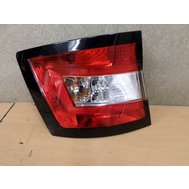 001403 Zadní levá lampa ŠKODA FABIA III 6V9 kombi.JPG