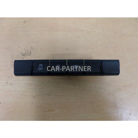 001523 Ovladače na paluní desce ŠKODA RAPID 5JA.JPG