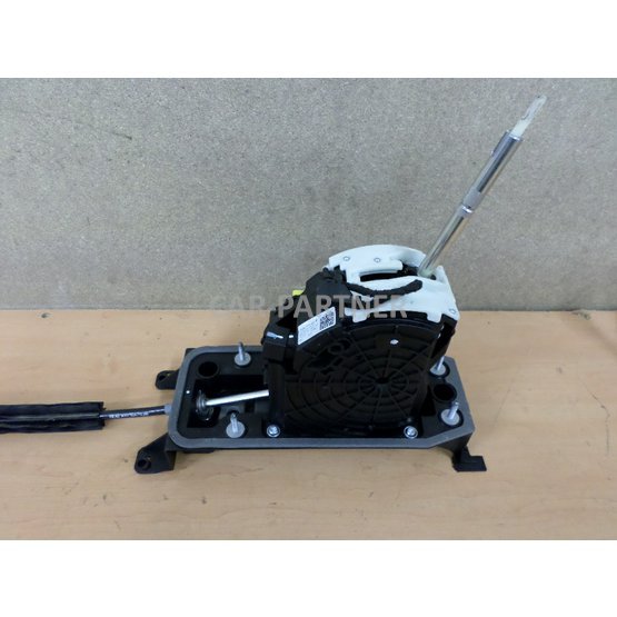 001561 Kulisa řazení DSG 1.2 TSI VW TOURAN 5T 5QB713023B.JPG