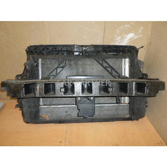 0015009 Chladičová stěna kompletní 1.2 TSI s radarem Škoda Fabia III 6V.JPG