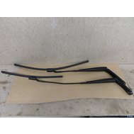 0018532 VW Polo 6R ramínka stěračů.JPG