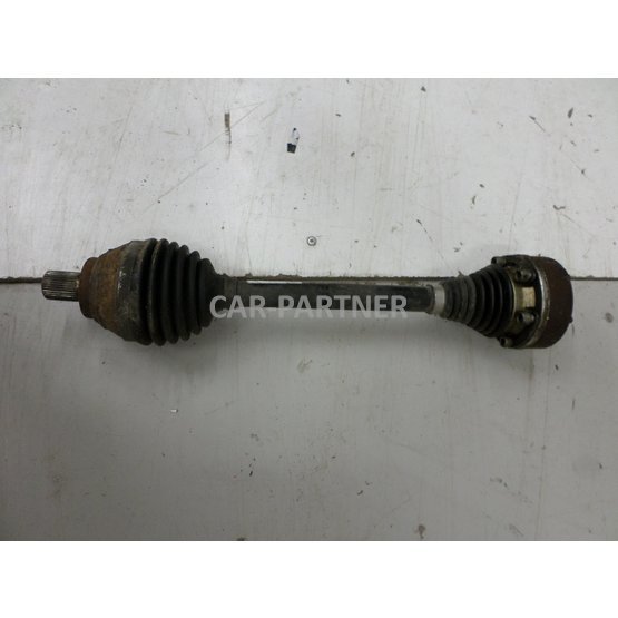 0012099 Poloosa levá TSI 5Q0407271A.JPG