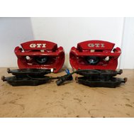 Brzdový třmen a brzdové destičky L+R GTI Škoda / VW