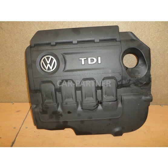 006095 Kryt na motor 2.0 TDI VW Passat B8 Bluemotion combi.JPG