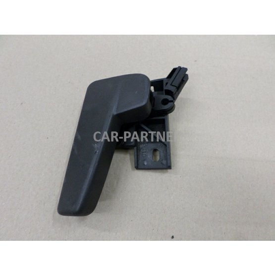 003059 Paka kapoty VW Passat B8.JPG