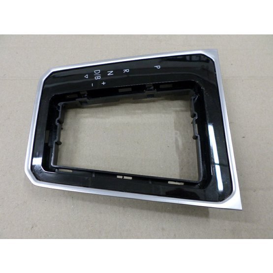 003080 Ram kolem řázení DSG VW Passat B8.JPG