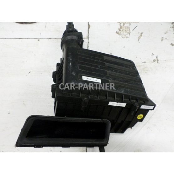 0011042 Filtrbox VW Touran 5T.JPG